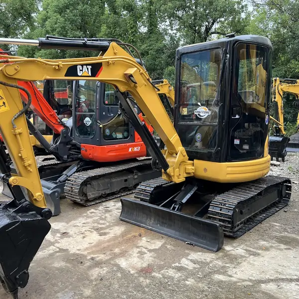 Caterpillar 303 - foto 2